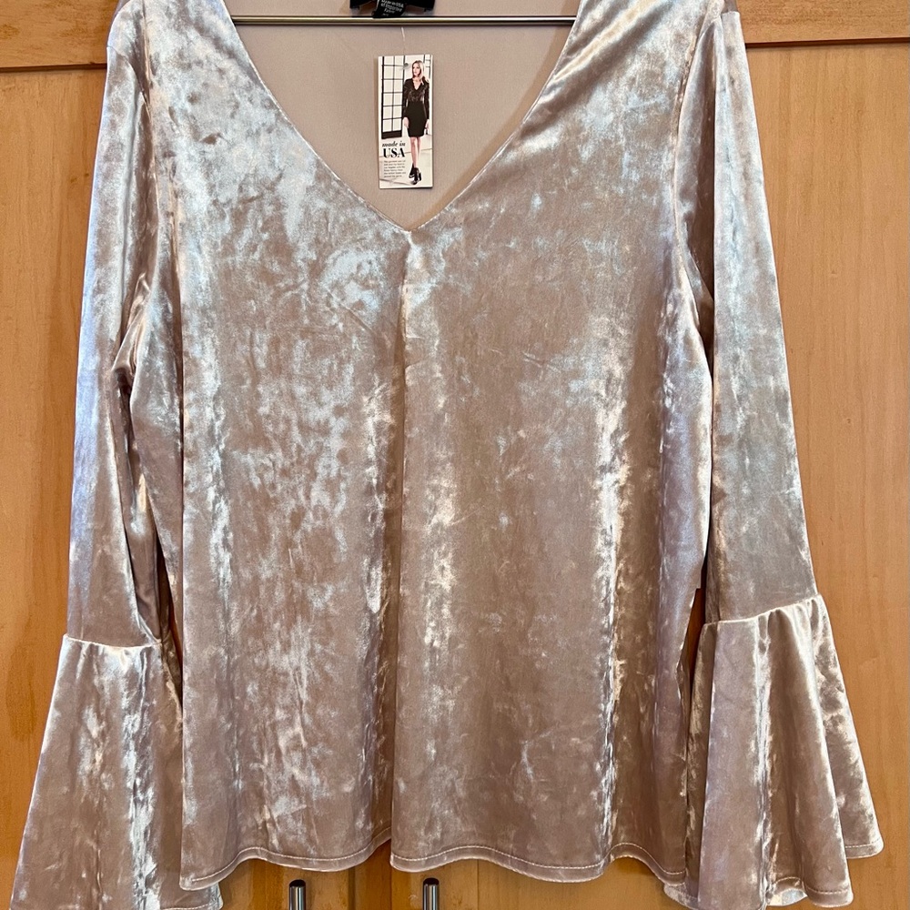 Karen Kane Gold Velvet Bell Sleeve Blouse